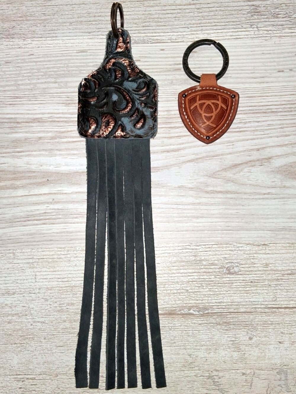Western Cowgirl Leather Keychains Keyrings Lot Ariat Logo Cow Cattle Tag Fringe